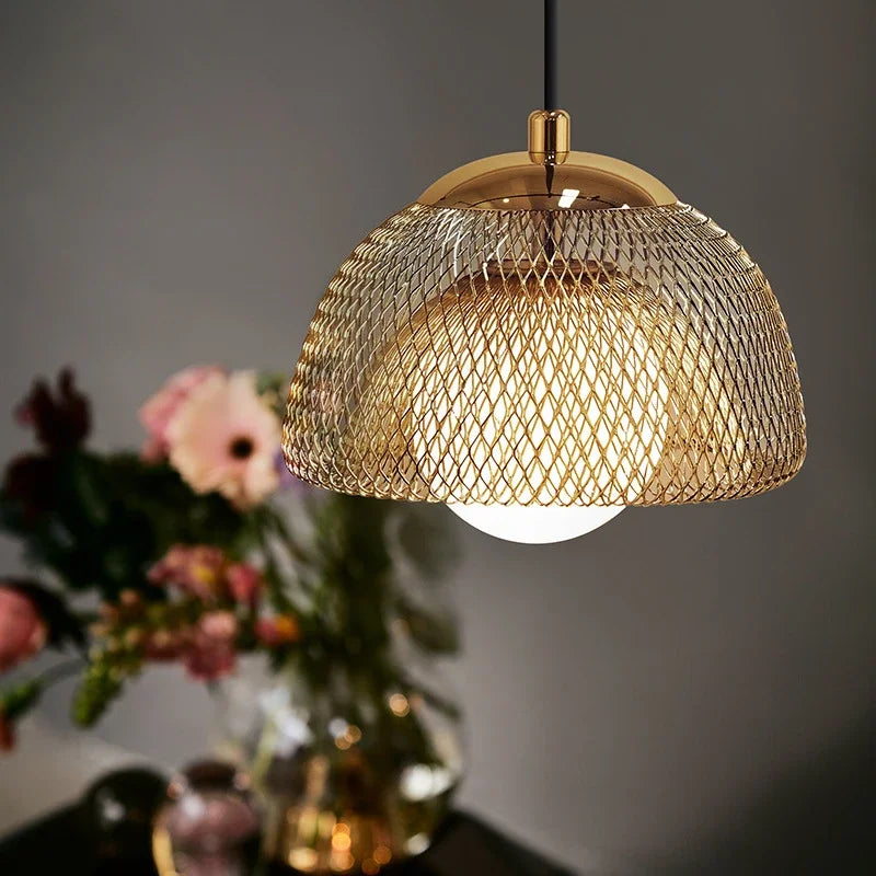 suspension modernes en double fer design nordique