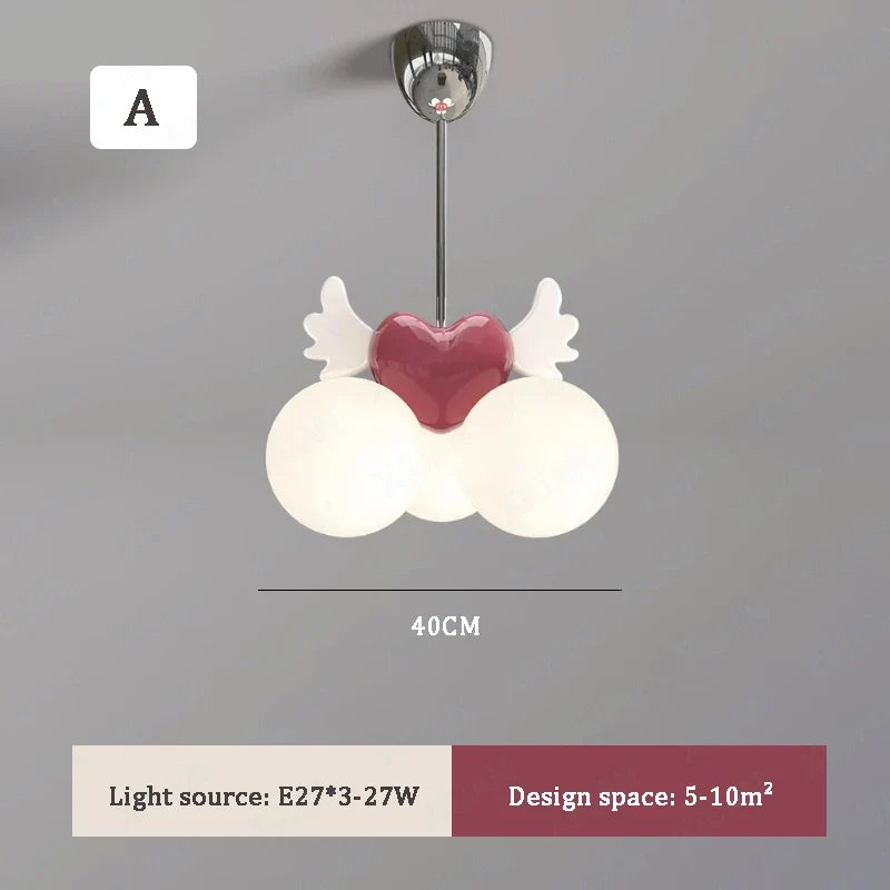 lustre romantique pour chambre d'enfant décor princesse en verre