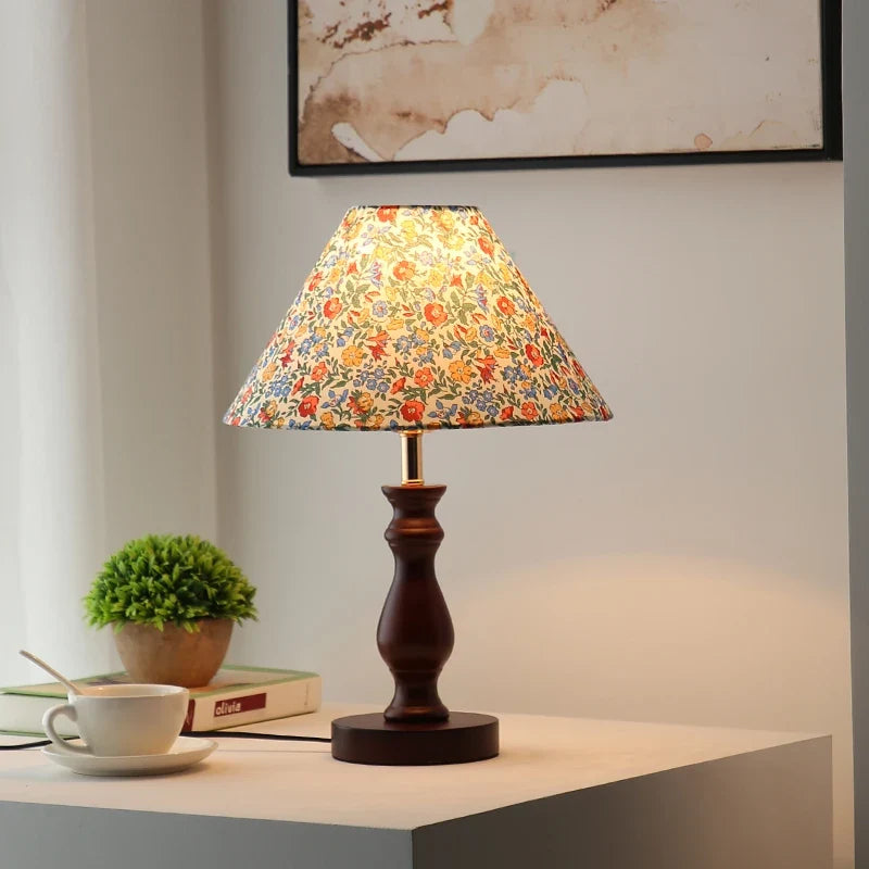 lampe à poser médiévale en bois massif style rétro créatif et chaleureux