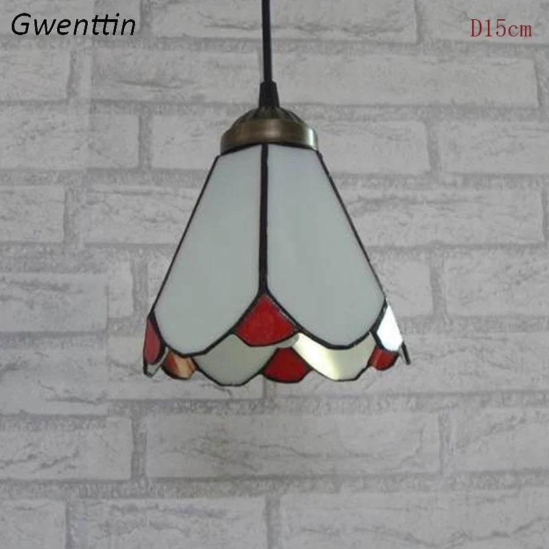 suspension tiffany méditerranéenne pour décoration intérieure élégante