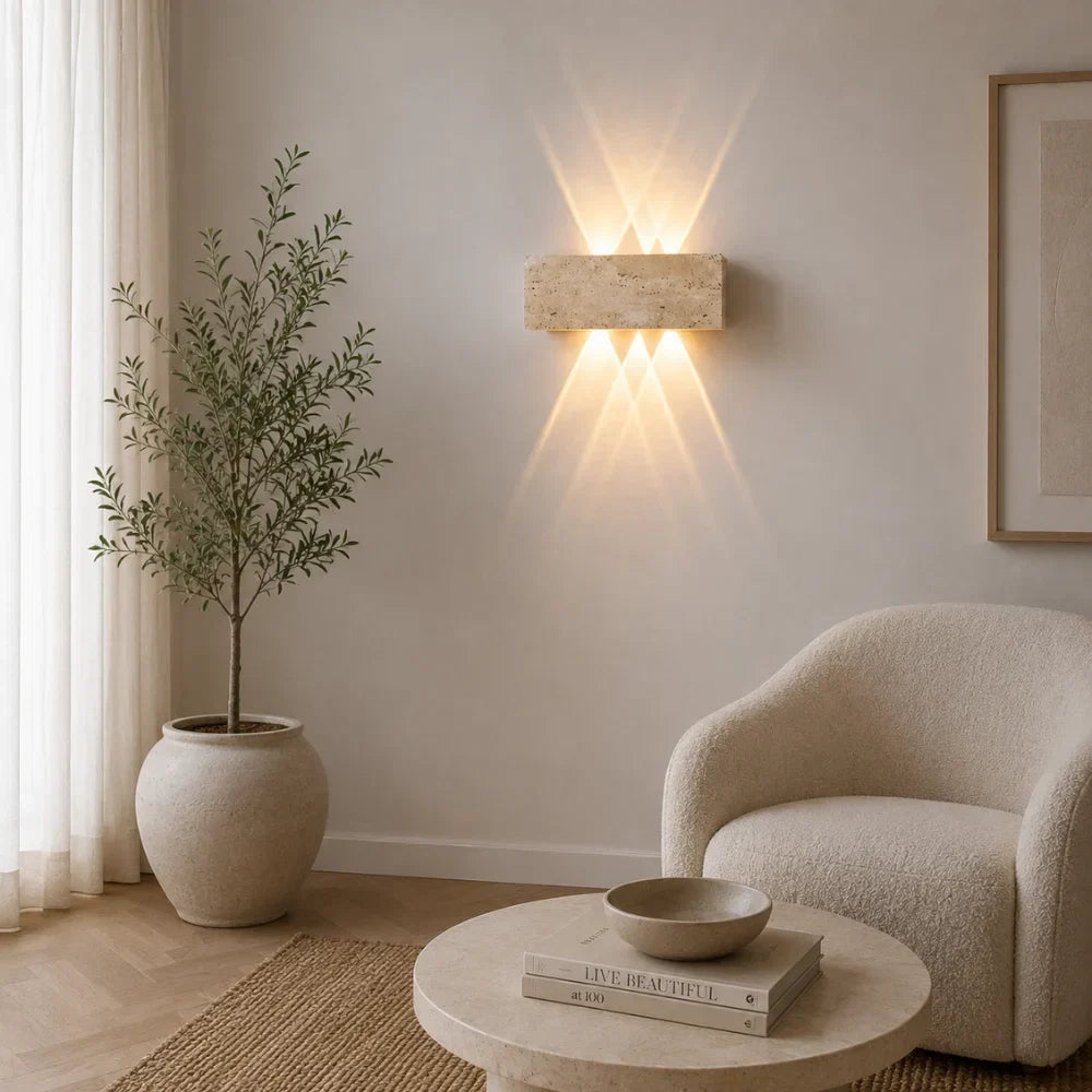 Applique murale LED en bloc rectangulaire de travertin — Aster