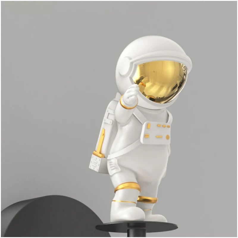 applique murale astronaute et lune pour chambre enfant