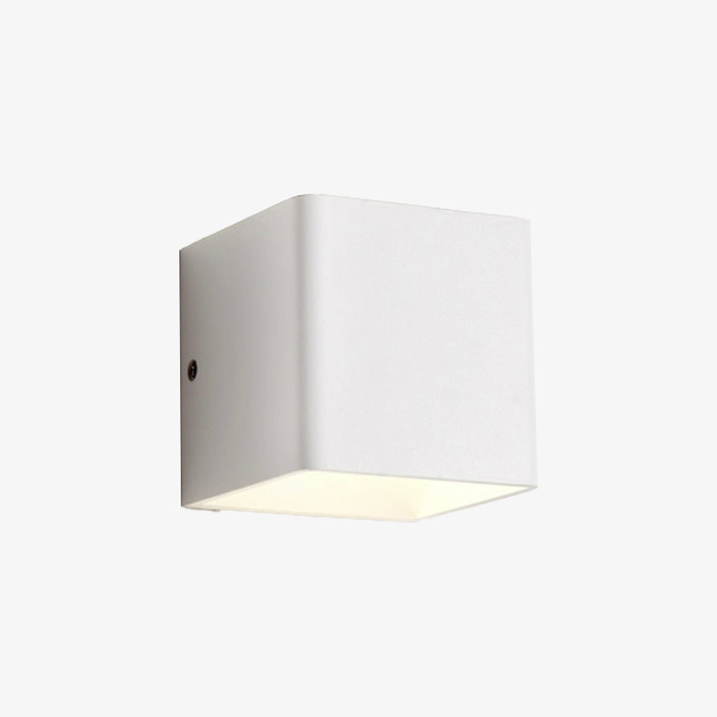 Applique murale cube coloré aux bords arrondis à LED