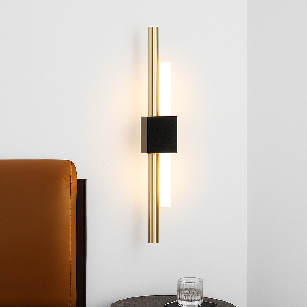 Applique murale design LED avec barre en métal doré Xeres
