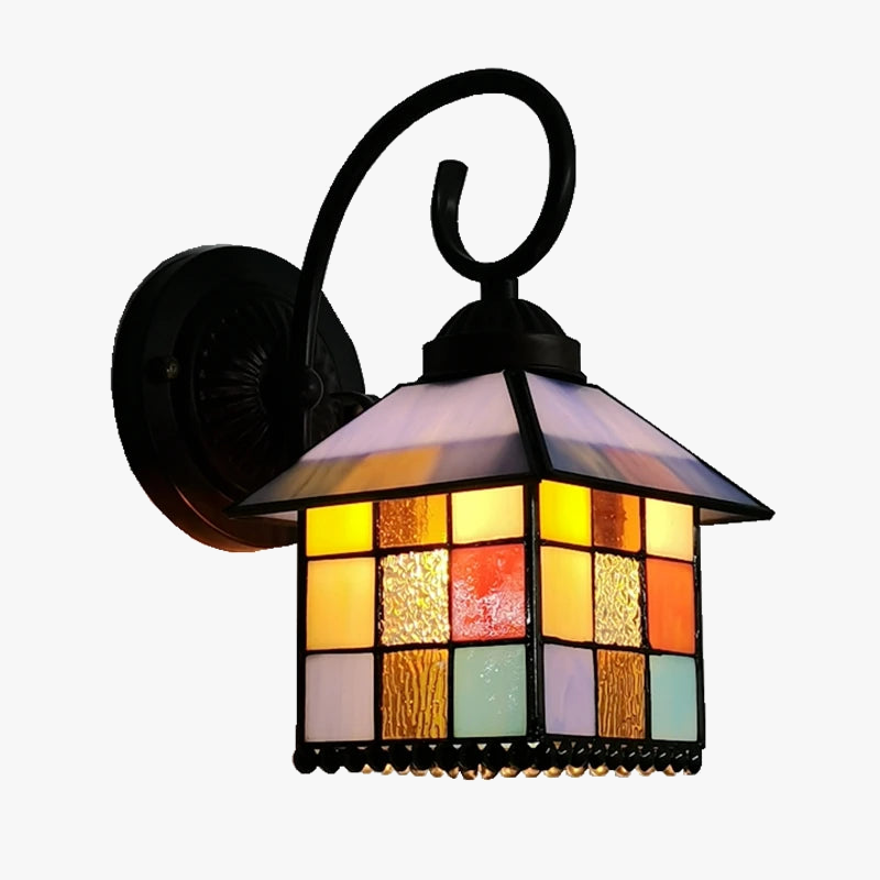 applique murale en vitrail style tiffany pour décor intérieur élégant