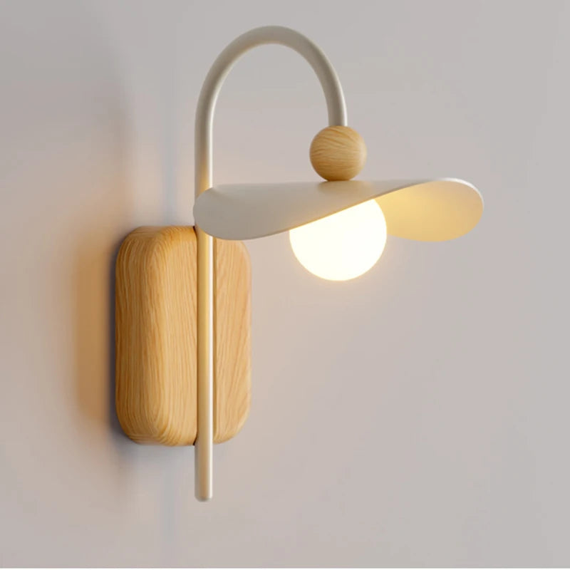 applique murale nordique en bois avec luminaire led pour intérieur