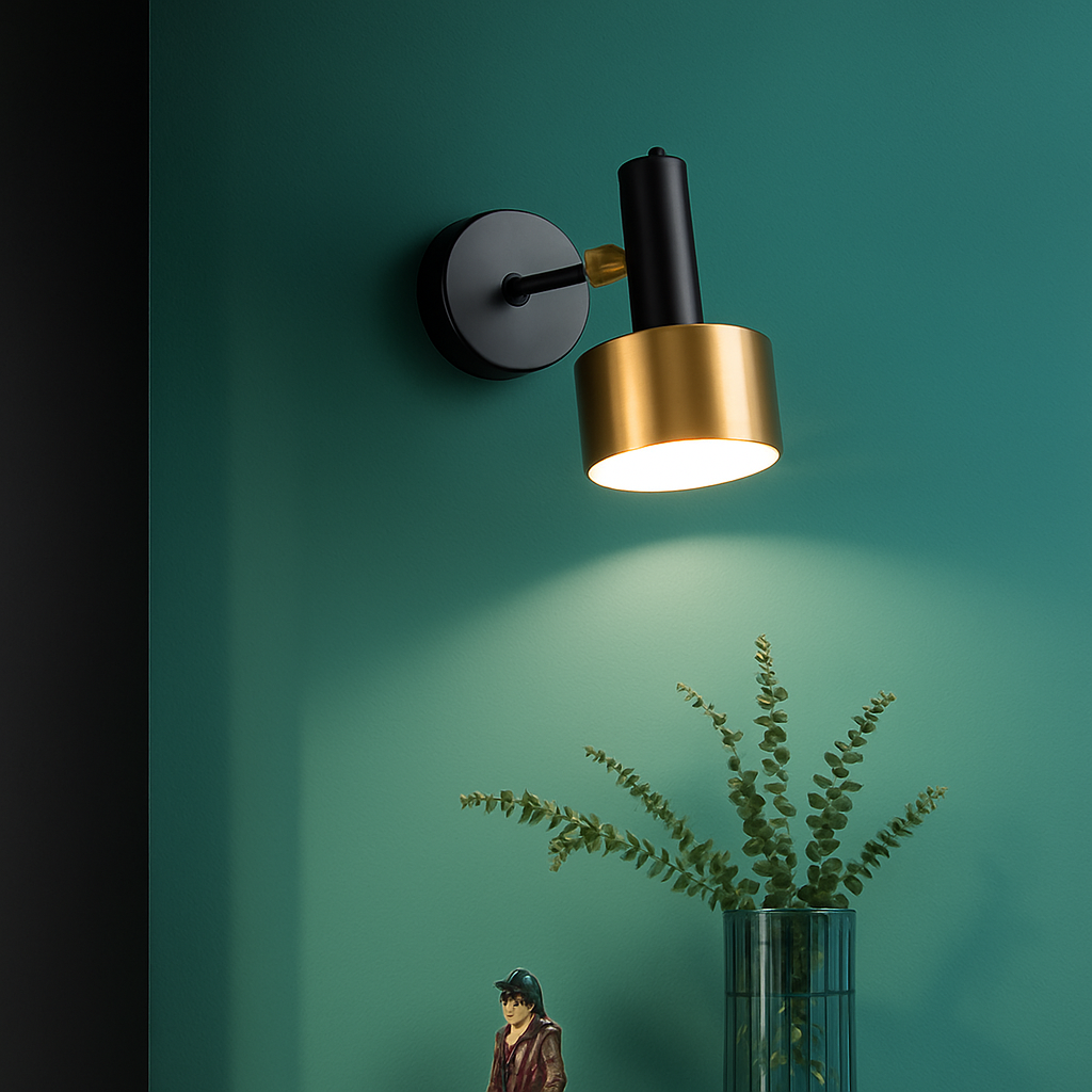 applique murale rotative en métal design pour intérieur élégant