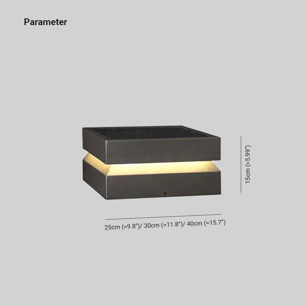 Borne de pilier rectangulaire plate en métal noir — Rigole