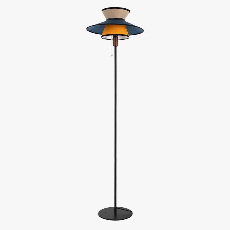 lampadaire ambiance chaleureuse design français pour décoration intérieure
