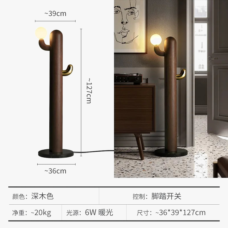 lampadaire design en bois et cactus pour intérieur moderne