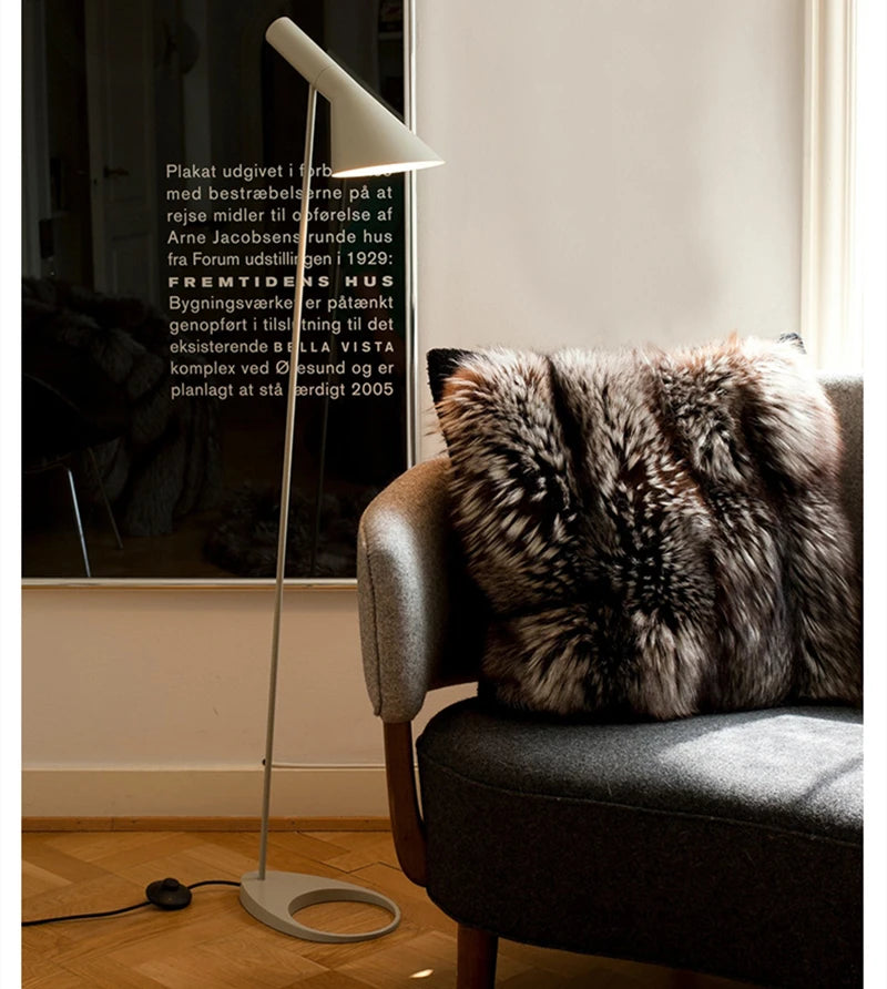 lampadaire design nordique moderne pour décoration intérieure