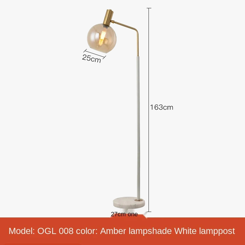 lampadaire doré et noir en métal et verre pour intérieur