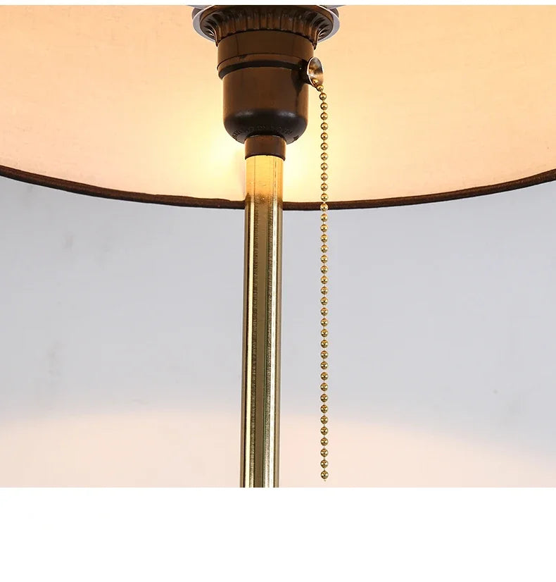 lampadaire moderne en métal avec abat-jour en tissu