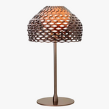 lampe de bureau design italienne moderne pour intérieur élégant