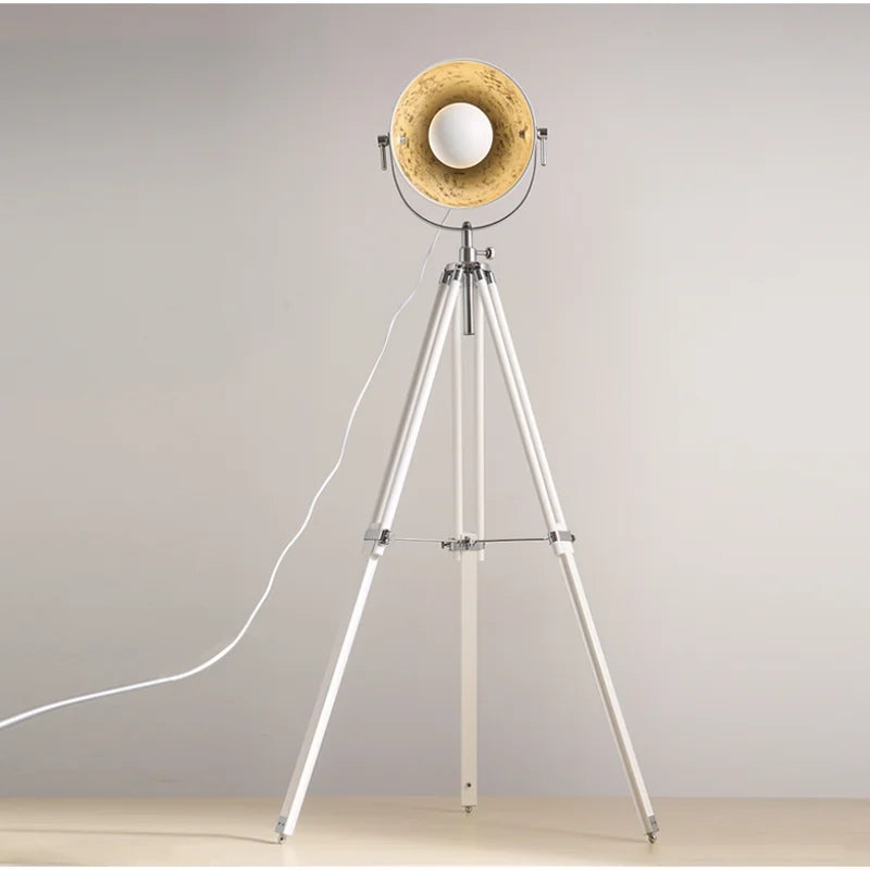 lampe de sol vintage à trépied style industriel avec ampoules edison