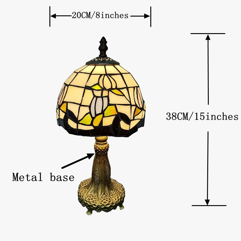 lampe de table style tiffany en verre antique pour décoration intérieure