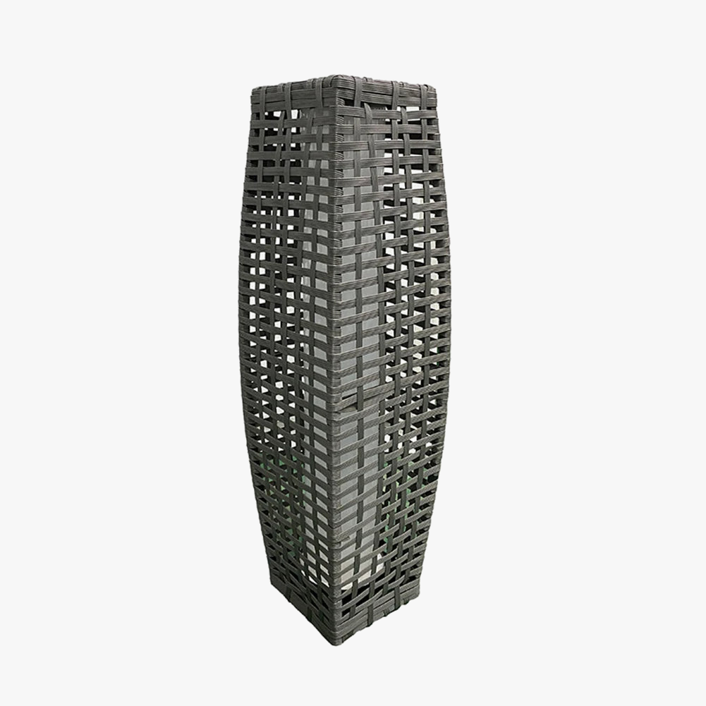 lampe extérieure solaire en rotin et osier décorative