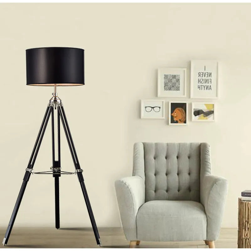 lampe à poser en bois massif style industriel créatif