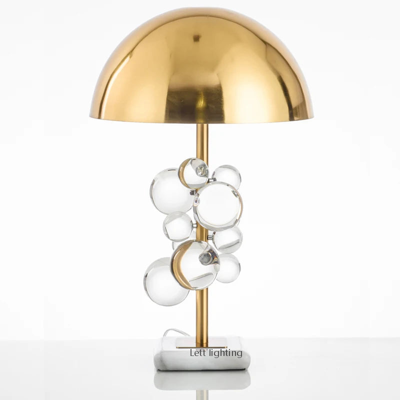 lampe à poser en cristal design pour intérieur moderne