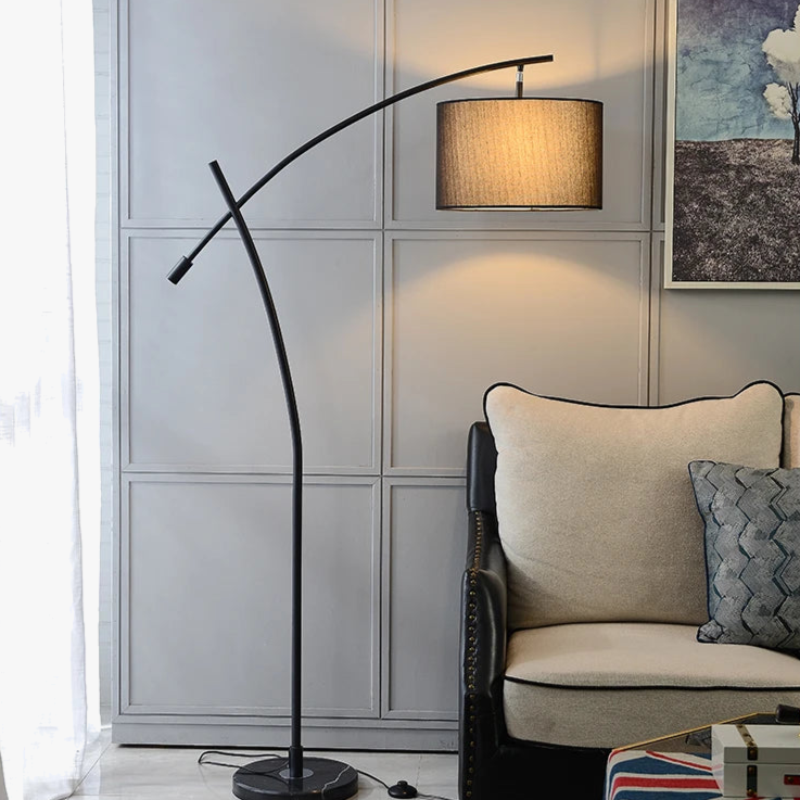 Lampadaire en métal luxe avec abat-jour en tissu