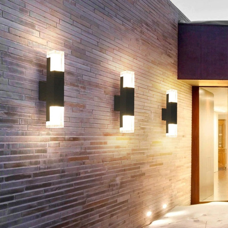 Applique verticale en aluminium noir à deux bandeaux lumineux — Coquille