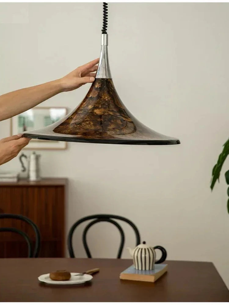 lustre en lave style médiéval pour décoration intérieure moderne