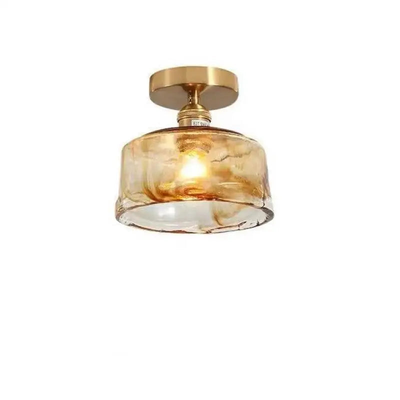 lustre en verre teinté pour un éclairage nordique élégant