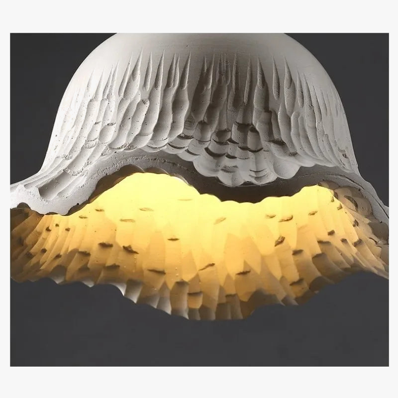 lustre moderne en bois et marbre pour intérieur élégant