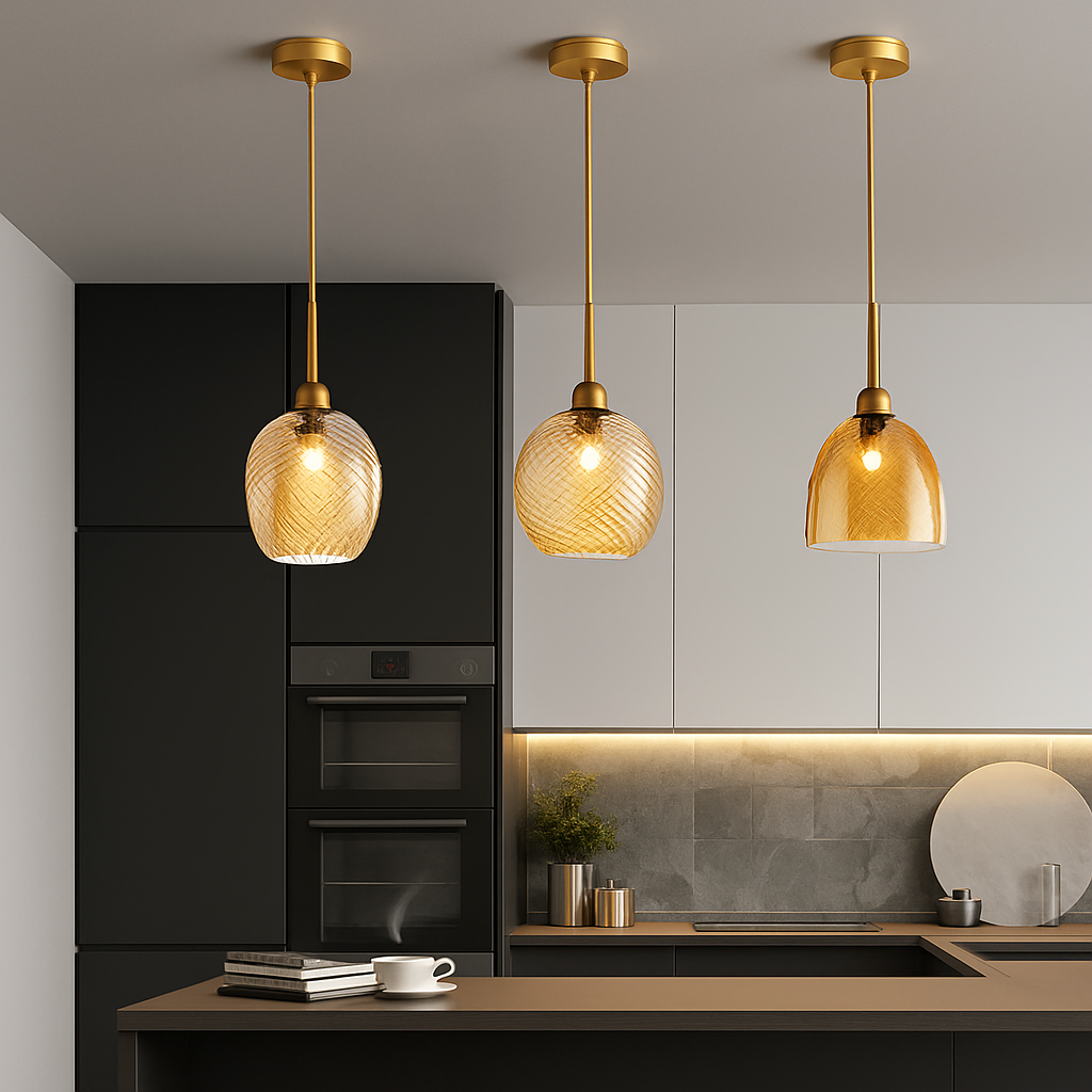 lustre moderne en verre décoratif pour intérieur élégant