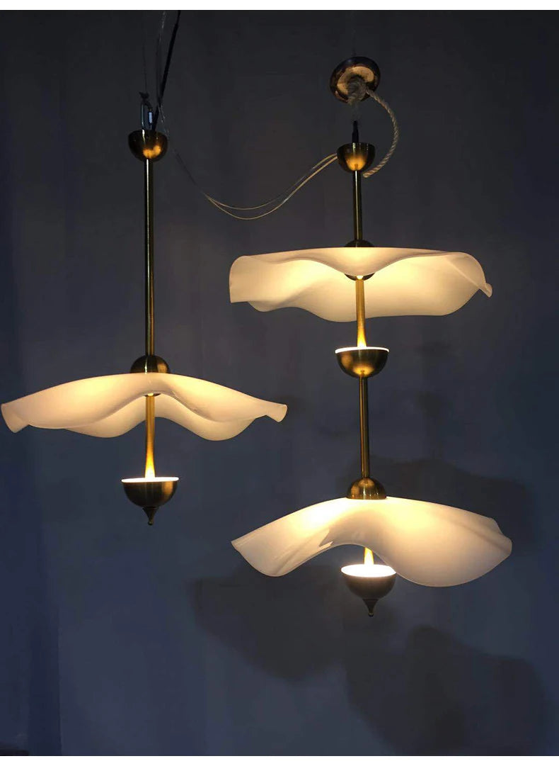 lustre moderne fleur de lotus doré idéal pour hôtel boutique
