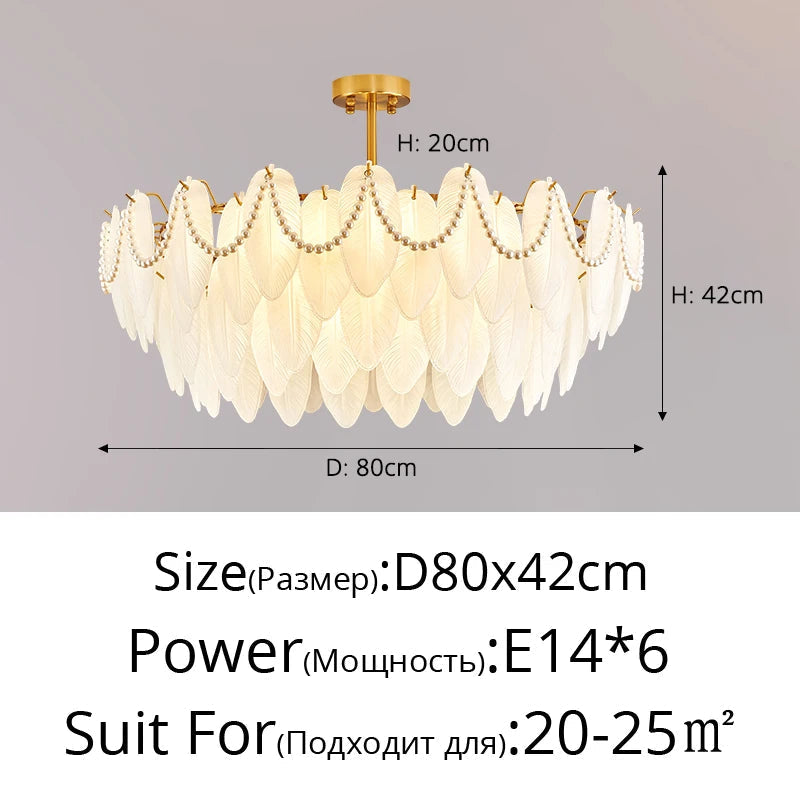 lustre rétro en plumes pour une ambiance romantique et luxueuse