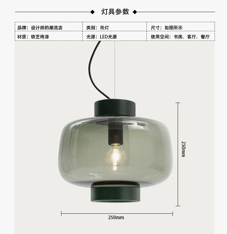 lustre unique design vitrail pour un intérieur élégant