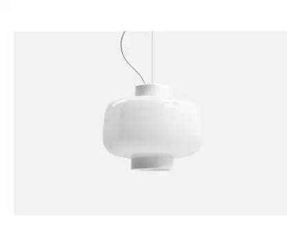 lustre unique design vitrail pour un intérieur élégant