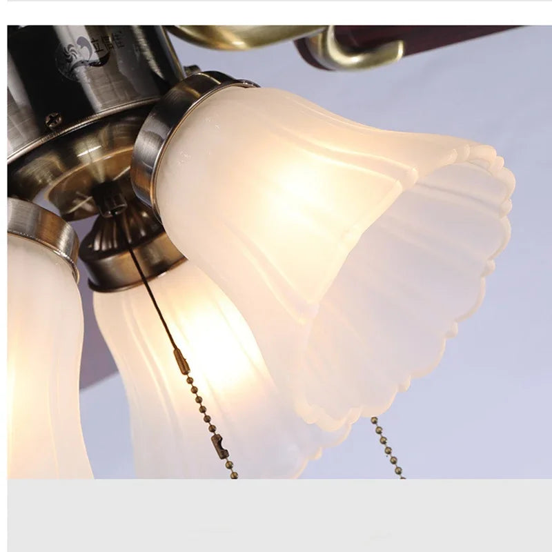 plafonnier moderne avec ventilateur pour ambiance agréable