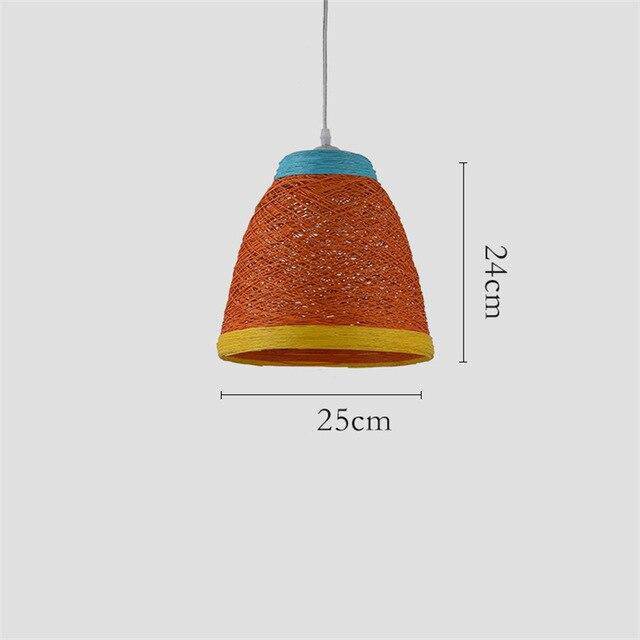 Suspension en rotin LED colorée style Farm
