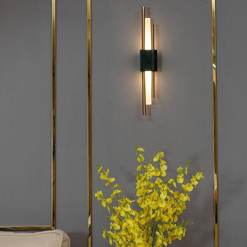 Applique murale design LED en marbre avec tube doré Sconce