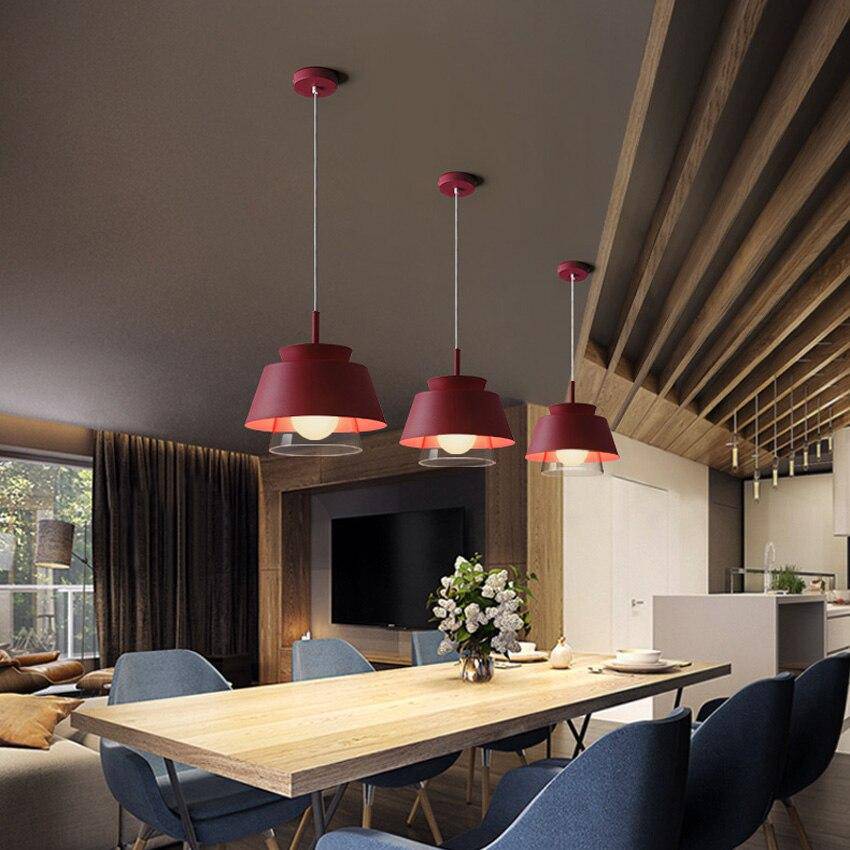 Suspension design à LED avec abat-jour en métal coloré Fly