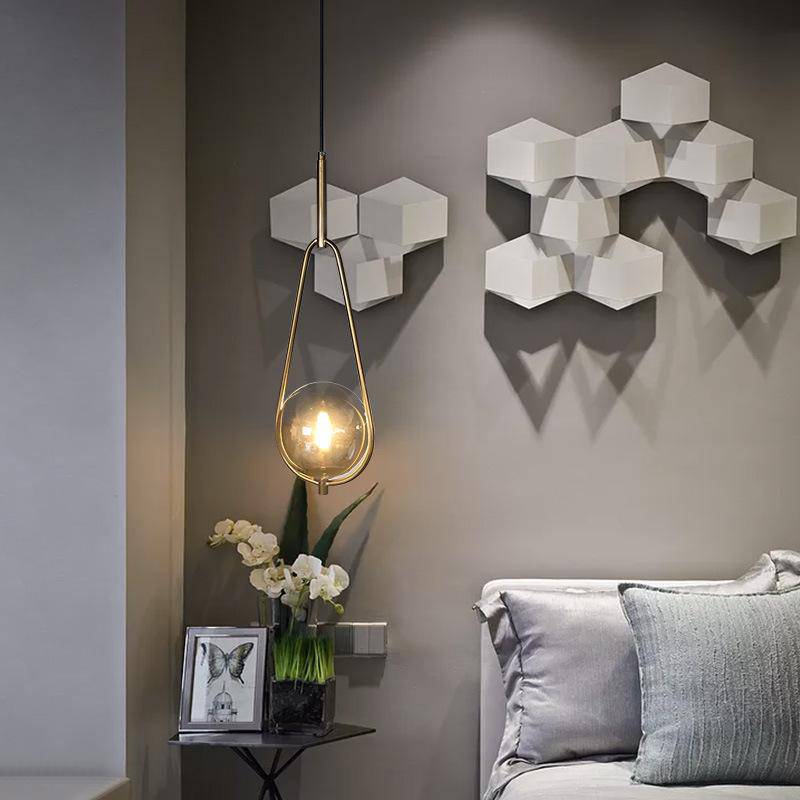 Suspension design LED avec boule en verre et métal Loft