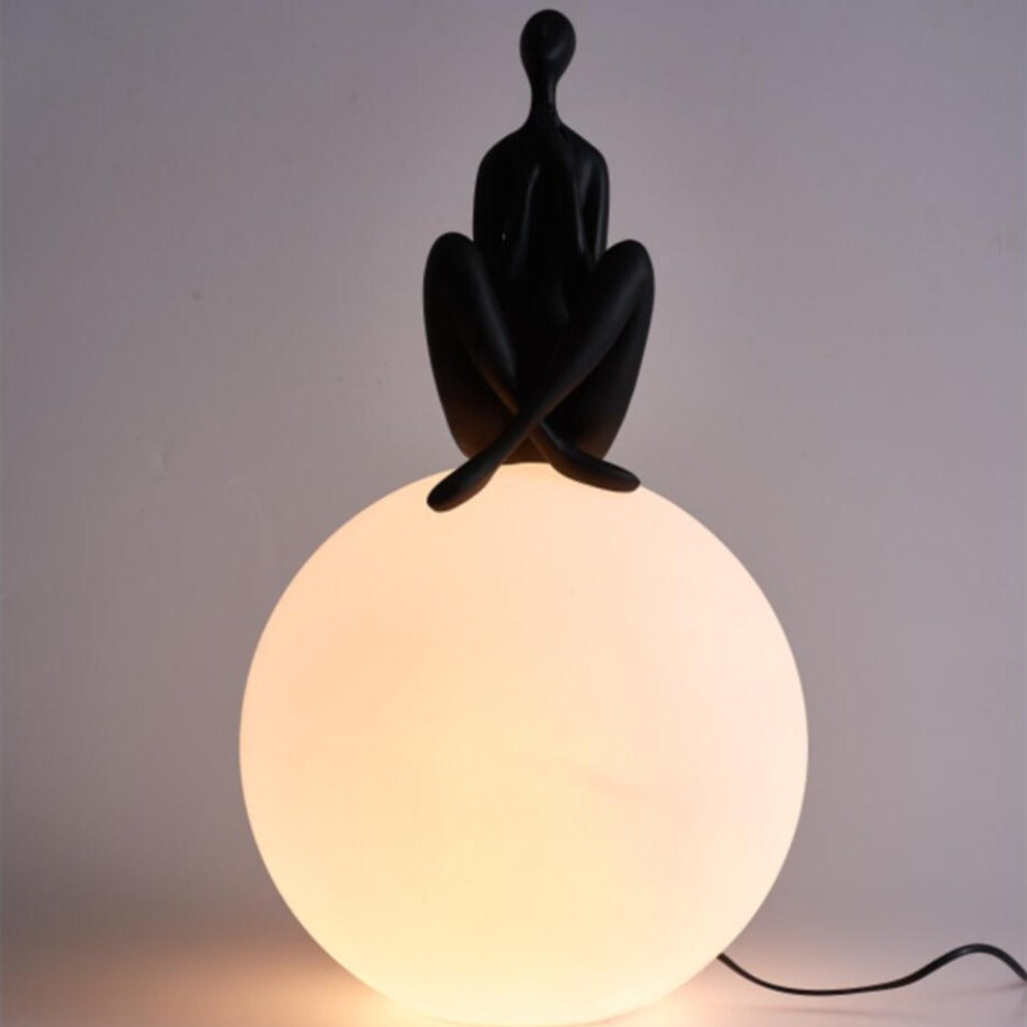 Lampe à poser LED style art déco avec silhouette Bloomie