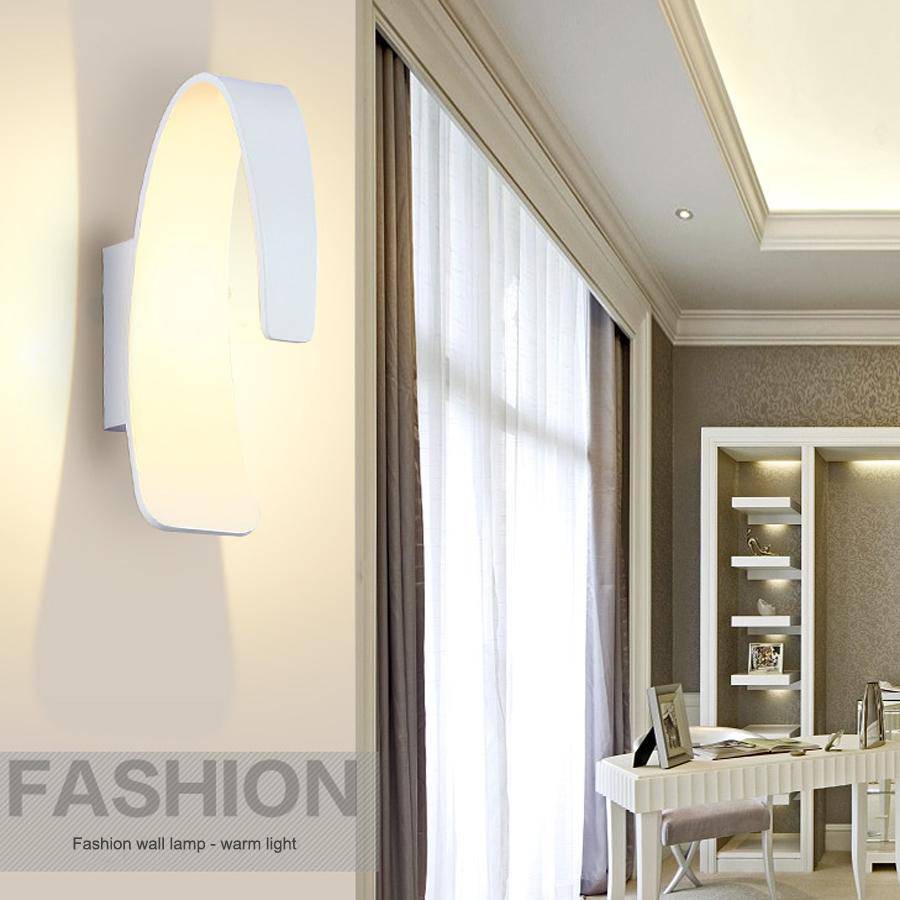 Applique design LED moderne arrondie blanche