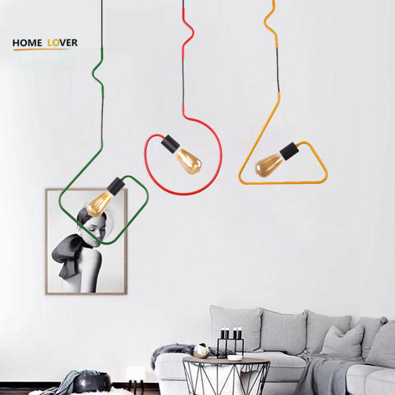 Suspensions design LED en forme géométriques de couleurs