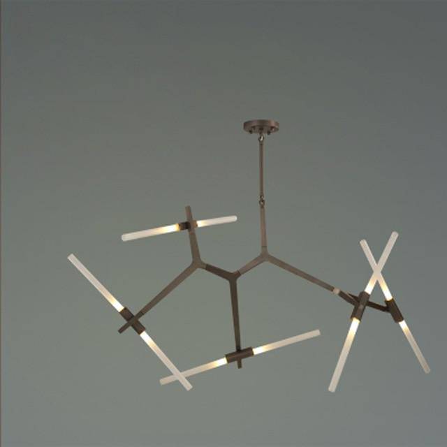Lustre design scandinave avec plusieurs branches en tube