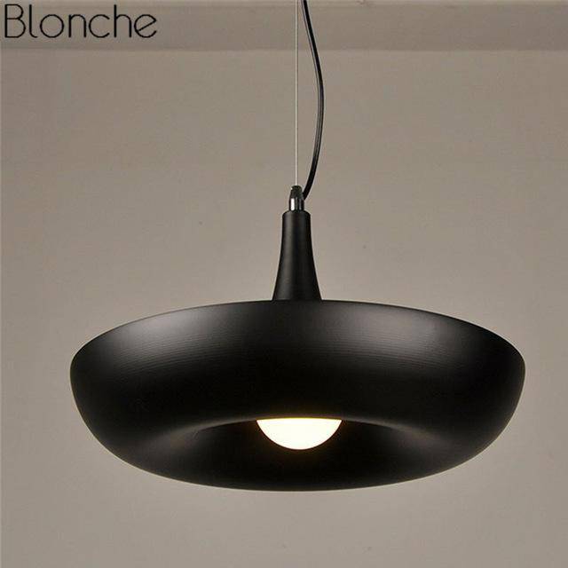 Suspension moderne arrondie pour plante Pot