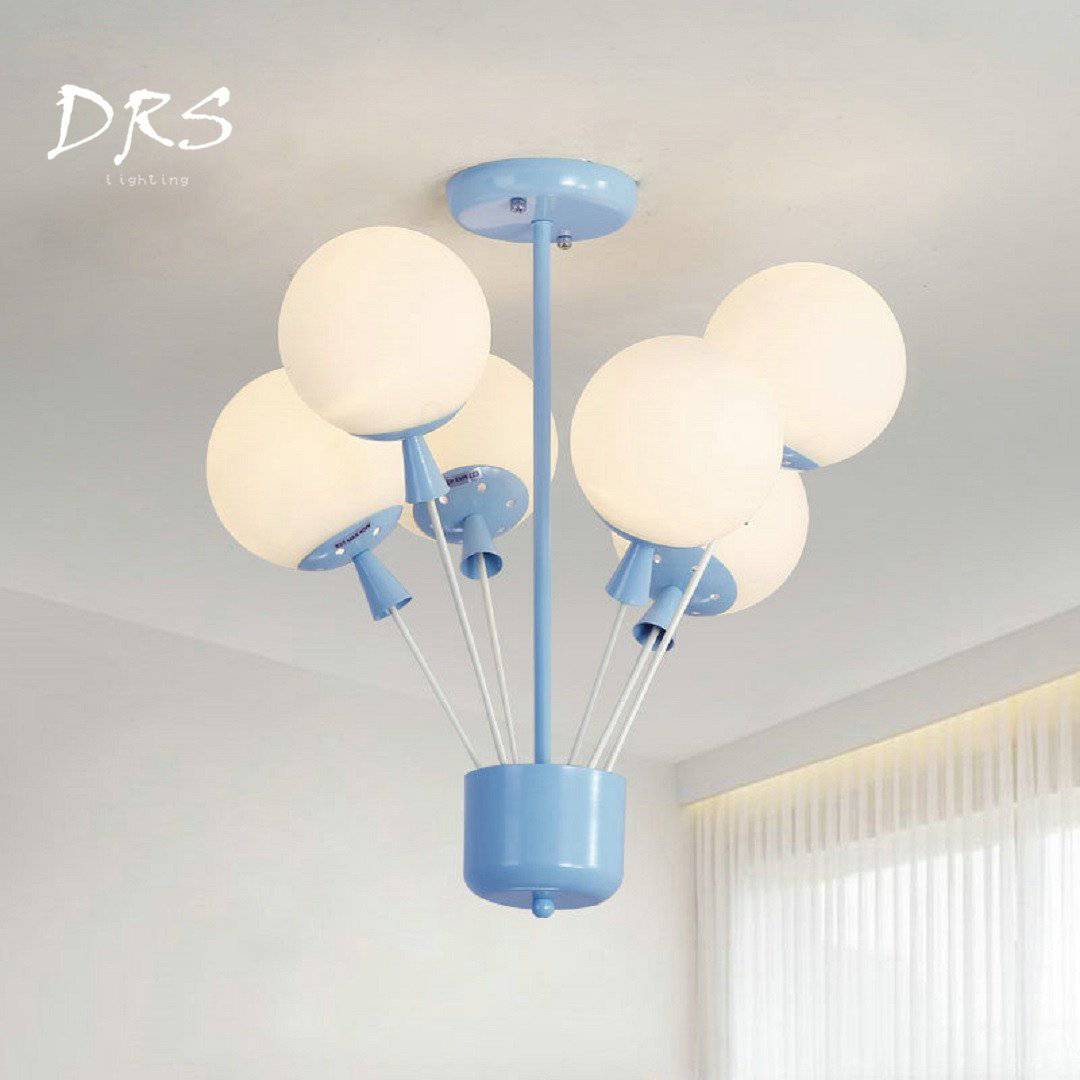 Plafonnier enfant avec ballons de verre coloré