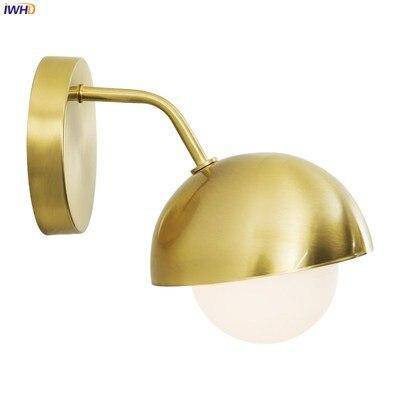 Applique murale LED en métal doré orientable