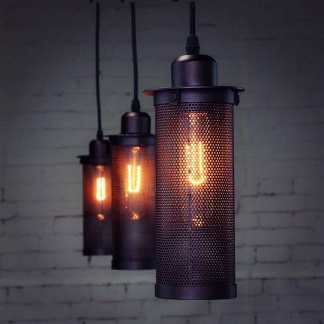 Suspension vintage et industrielle avec grillage