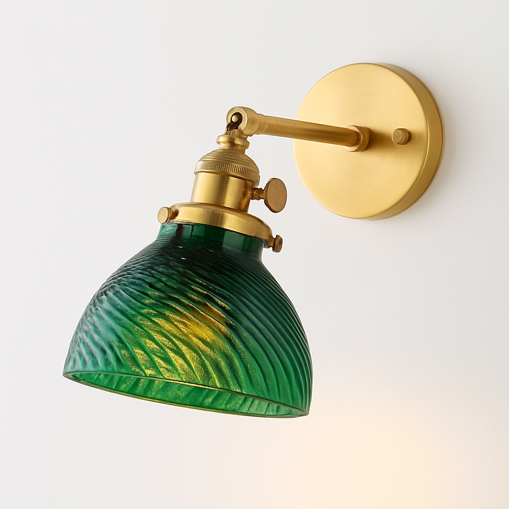 Suspension design en verre vert minimaliste japonais