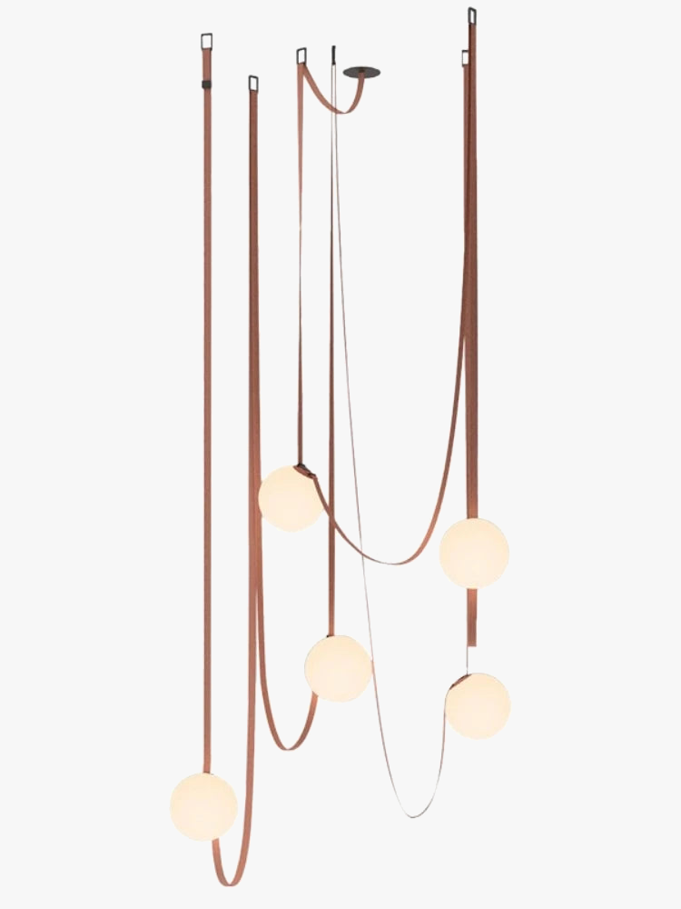 suspension design italien pour un intérieur minimaliste élégant