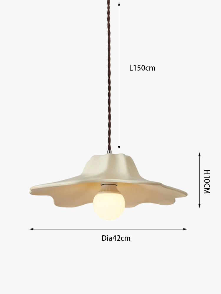 suspension en résine design moderne pour intérieur contemporain