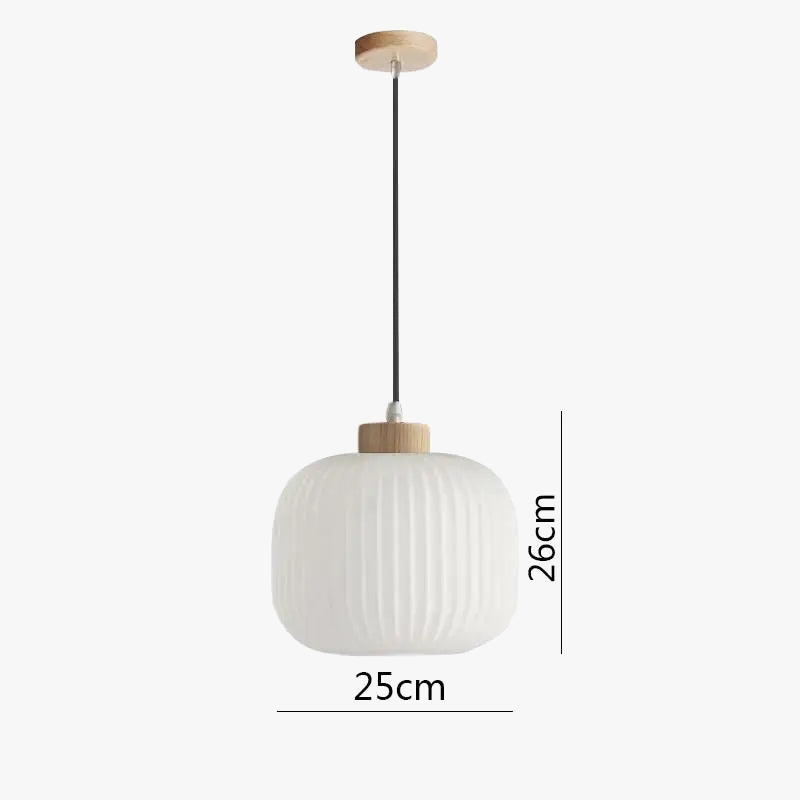 suspension en verre avec décor nordique en bois